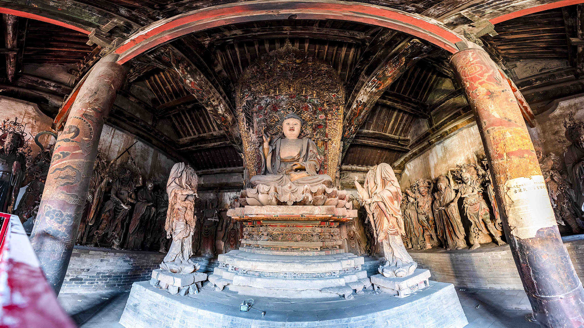  鐵佛寺的靜，喜鎮(zhèn)蘇莊的暖，都是山河晉城里生活的甜